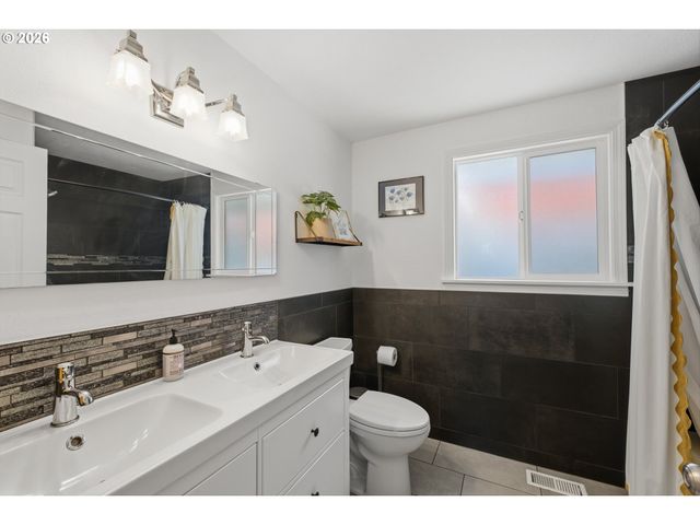 7434 Se 51ST Ave, Portland, OR 97206
