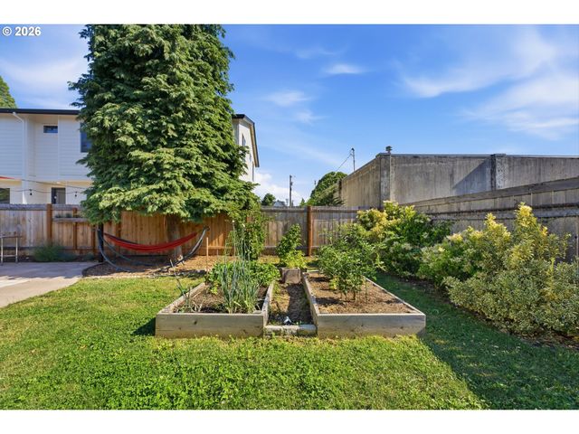 7434 Se 51ST Ave, Portland, OR 97206