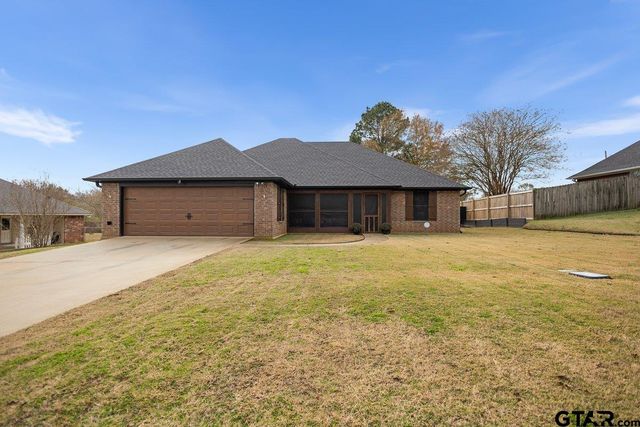 202 Spring Valley Rd, Queen City, TX 75572