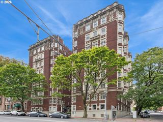 1209 Sw 6TH Ave 701, Portland, OR 97204