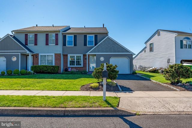 144 HUNT DR, Horsham, PA 19044