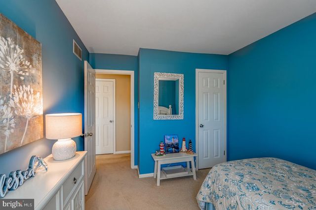 144 HUNT DR, Horsham, PA 19044