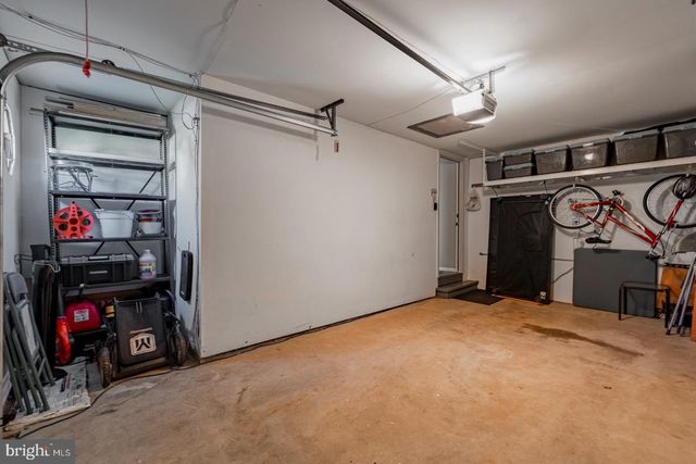 144 HUNT DR, Horsham, PA 19044