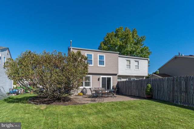 144 HUNT DR, Horsham, PA 19044