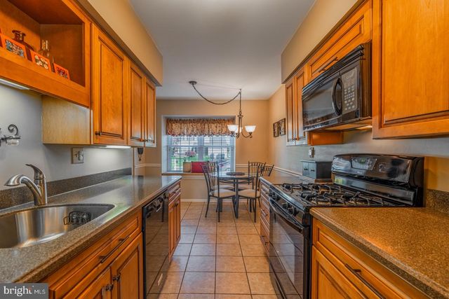 144 HUNT DR, Horsham, PA 19044