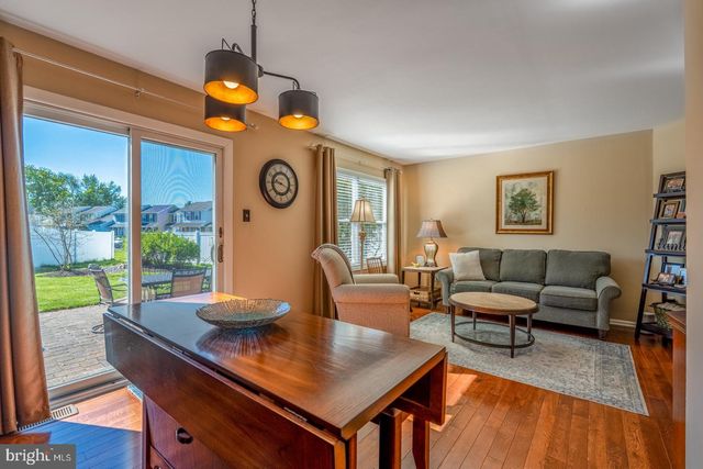 144 HUNT DR, Horsham, PA 19044