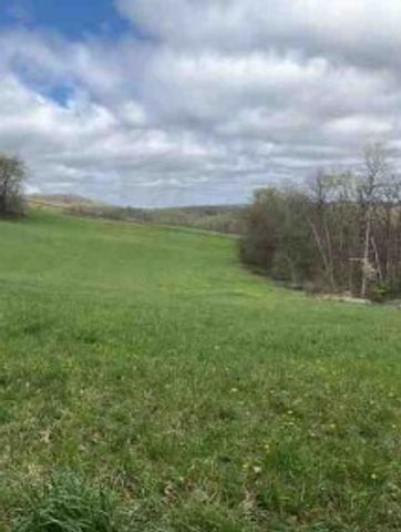 591 Tank Farm Rd, Independence, PA 15001