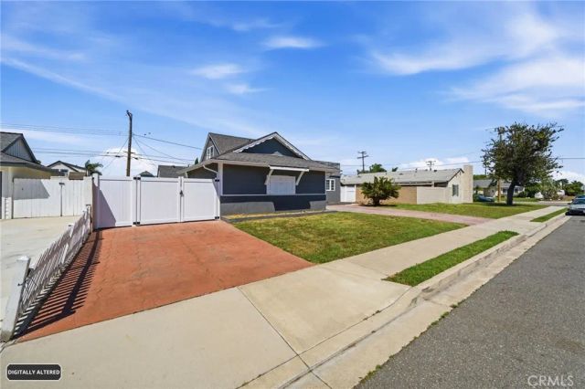 6231 Kiowa Road, Westminster, CA 92683