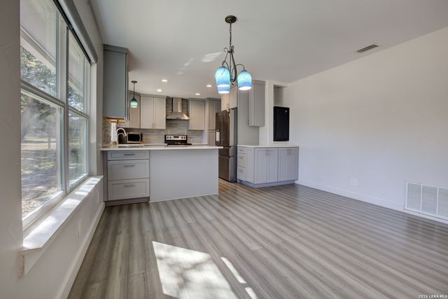 275 Wimberley Hills, Wimberley, TX 78676