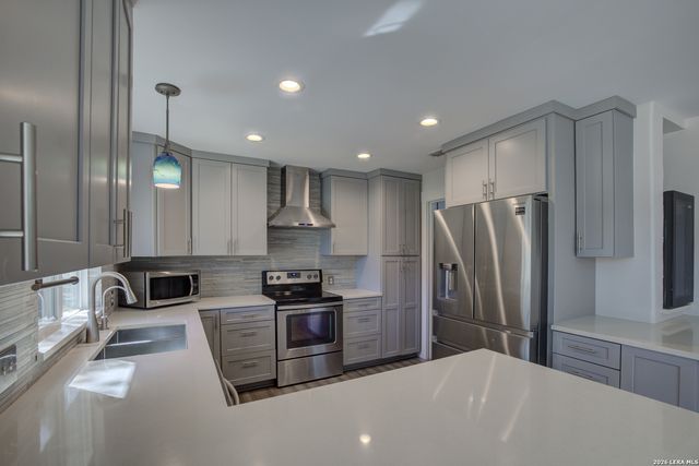 275 Wimberley Hills, Wimberley, TX 78676