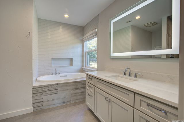 275 Wimberley Hills, Wimberley, TX 78676