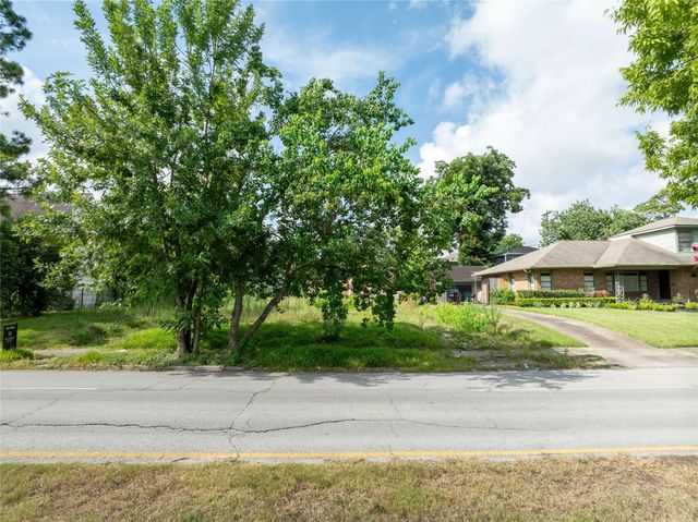 3418 Southmore Boulevard, Houston, TX 77004