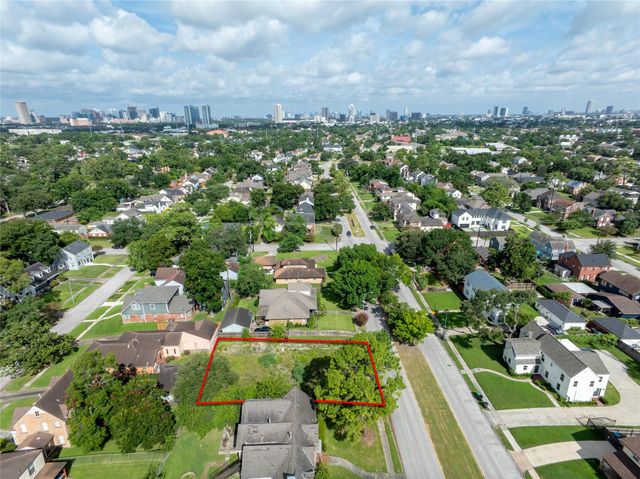 3418 Southmore Boulevard, Houston, TX 77004