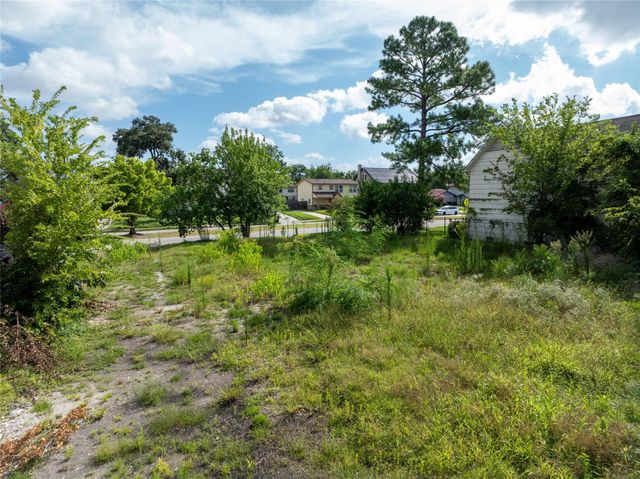 3418 Southmore Boulevard, Houston, TX 77004