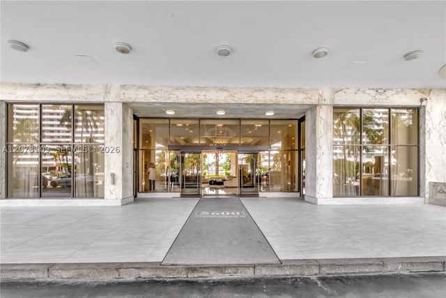 5600 Collins Ave 6A, Miami Beach, FL 33140