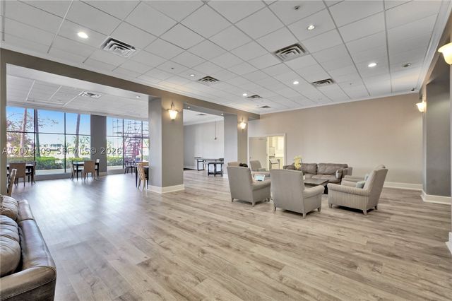 5600 Collins Ave 6A, Miami Beach, FL 33140