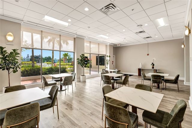 5600 Collins Ave 6A, Miami Beach, FL 33140