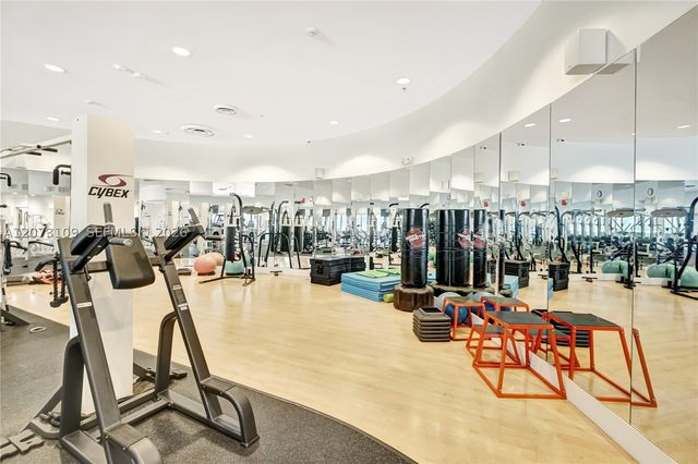 5600 Collins Ave 6A, Miami Beach, FL 33140