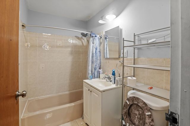 175 Clare Ave B4, Boston, MA 02136