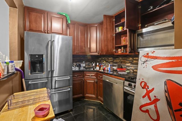 175 Clare Ave B4, Boston, MA 02136
