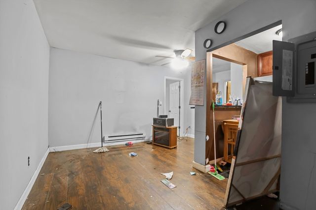 175 Clare Ave B4, Boston, MA 02136