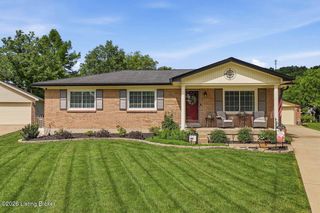 8104 Tonya Ct, Louisville, KY 40214