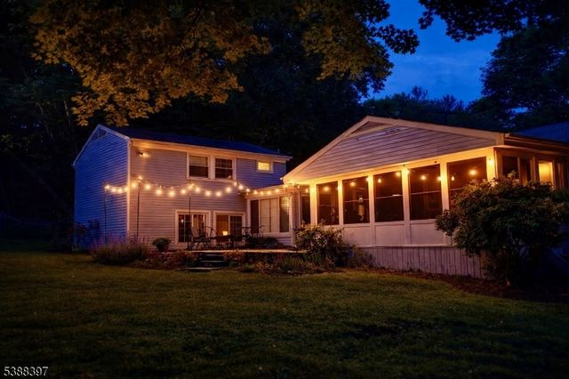 44 Hoffman Dr, Califon Boro, NJ 07830