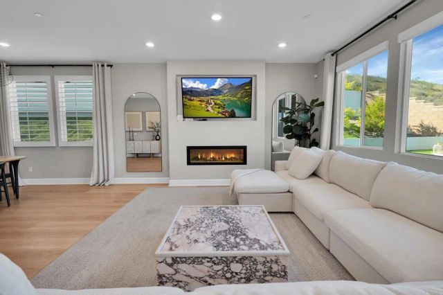 916 Lindbergh Drive, San Marcos, CA 92069