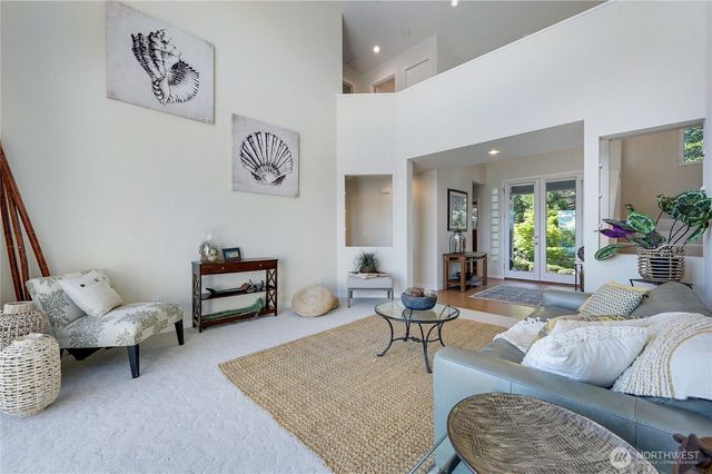 103 Deer Hollow Circle, Port Ludlow, WA 98365