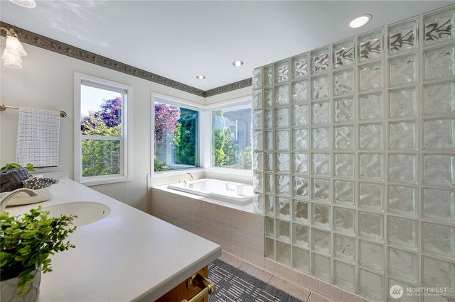 103 Deer Hollow Circle, Port Ludlow, WA 98365