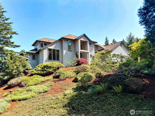 103 Deer Hollow Circle, Port Ludlow, WA 98365