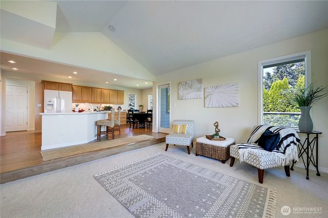103 Deer Hollow Circle, Port Ludlow, WA 98365