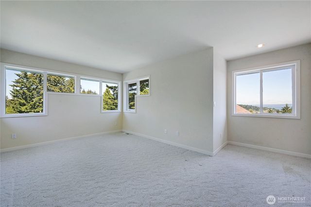 103 Deer Hollow Circle, Port Ludlow, WA 98365