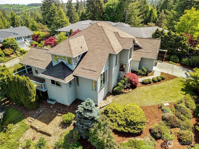 103 Deer Hollow Circle, Port Ludlow, WA 98365