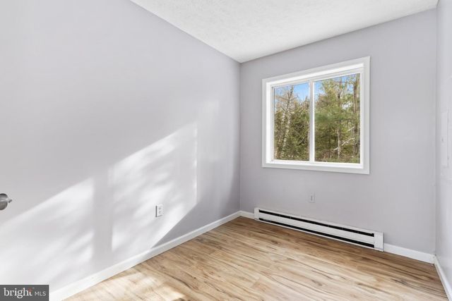 6522 RUNNYMEAD LN, Tobyhanna, PA 18466