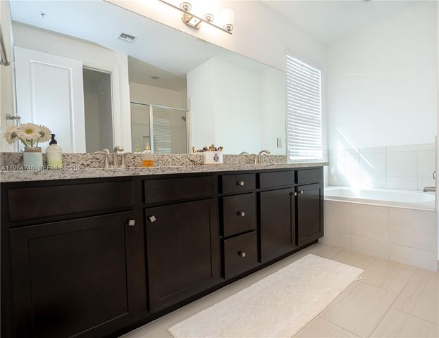 11660 SW 13th Court, Pembroke Pines, FL 33025