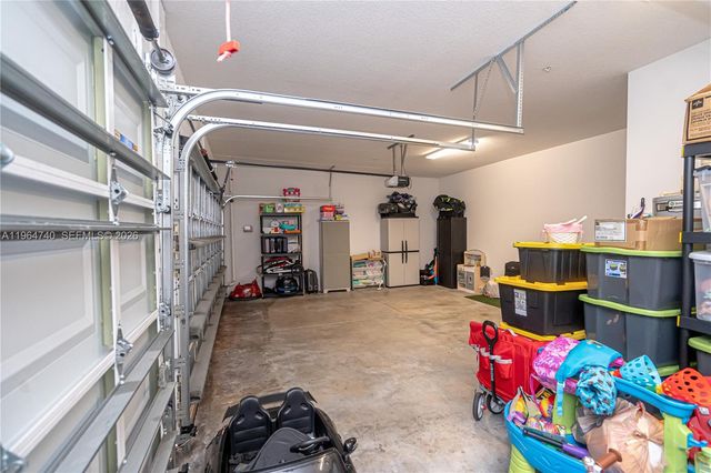 11660 SW 13th Court, Pembroke Pines, FL 33025