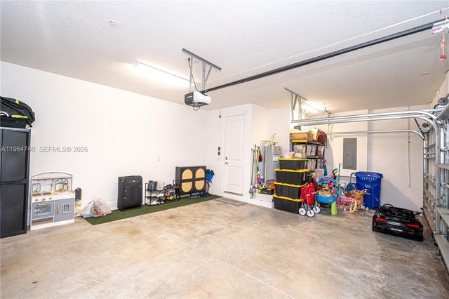 11660 SW 13th Court, Pembroke Pines, FL 33025