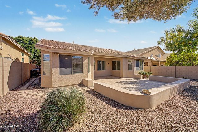 2124 W RED BIRD Road, Phoenix, AZ 85085