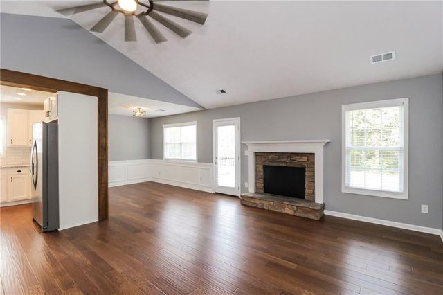 96 Charleston Parkway, Dallas, GA 30157