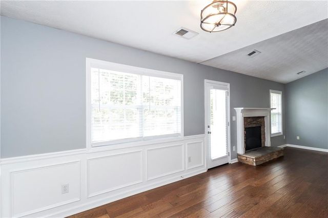 96 Charleston Parkway, Dallas, GA 30157