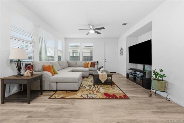 1184 Calle Oroblanco 3, Chula Vista, CA 91913