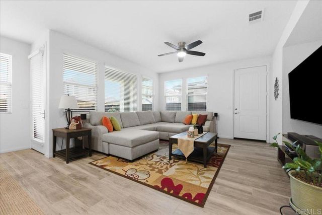 1184 Calle Oroblanco 3, Chula Vista, CA 91913