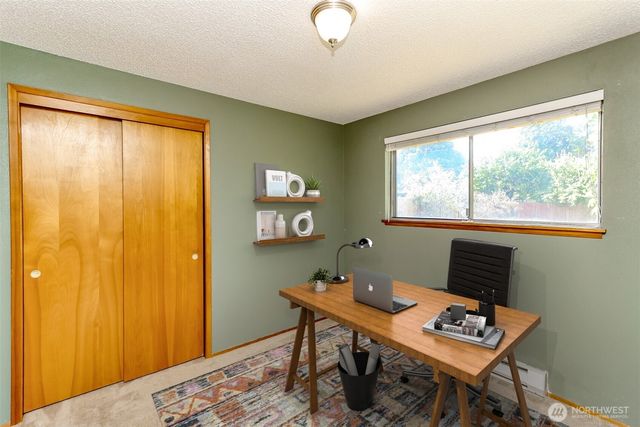 2501 64th Avenue NE, Tacoma, WA 98422