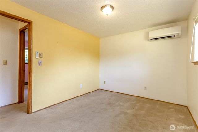 2501 64th Avenue NE, Tacoma, WA 98422