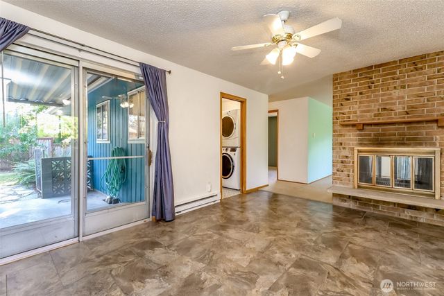2501 64th Avenue NE, Tacoma, WA 98422