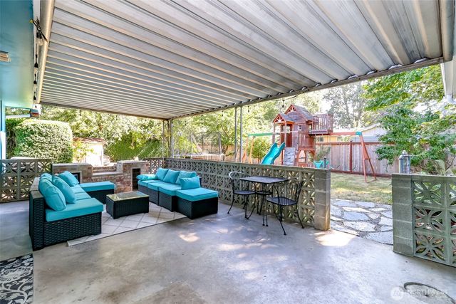 2501 64th Avenue NE, Tacoma, WA 98422