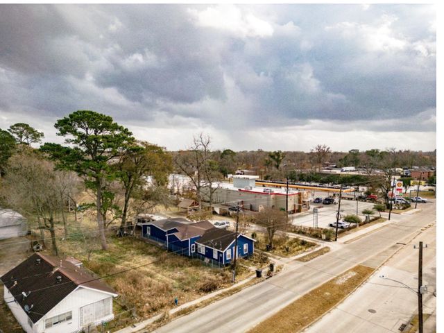 7902 Lockwood Drive, Houston, TX 77016