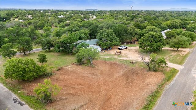 336 E Stonecastle Drive, Granite Shoals, TX 78654