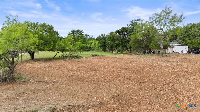 336 E Stonecastle Drive, Granite Shoals, TX 78654
